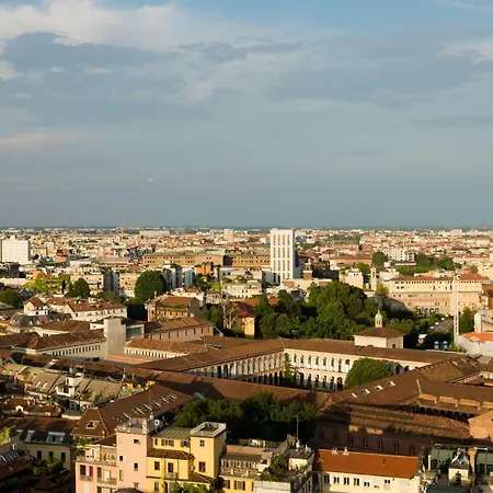 Domux Torre Velasca Aparthotel Milan