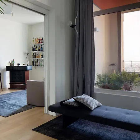 Domux Torre Velasca Milán
