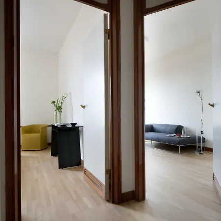 アパートホテル Domux Torre Velasca 2*